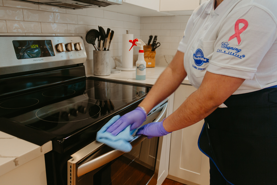 Kitchen Deep Cleaning